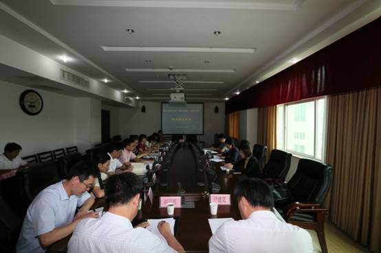 省卫计委在徐州举行“南北挂钩 文明共建”签约仪式.JPG 省卫计委在徐州举行“南北挂钩 文明共建”签约仪式.JPG